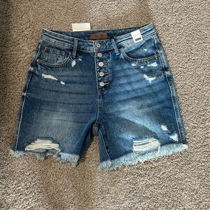 Judy Blue Shorts - Size Large